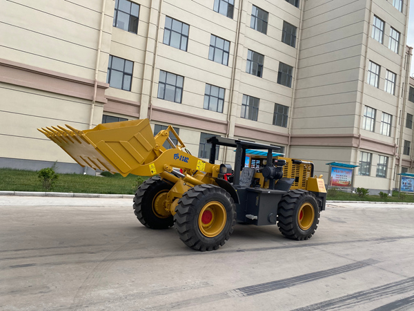 20礦用井下裝載機(jī)